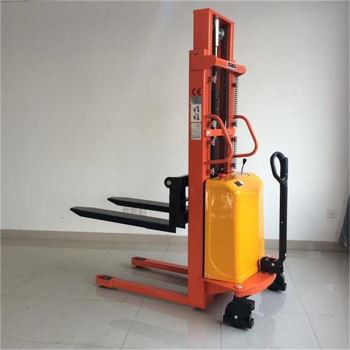 1-2 tona poluelektričnih viličara za palete